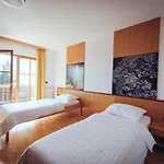 Pohorje Village Wellbeing - Forest Videc ホテル ホコ・ポホリェ