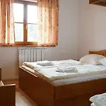 Pohorje Village Wellbeing - Forest Videc 호텔
