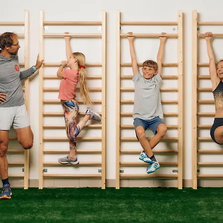 ホテル Pohorje Village Wellbeing - Forest Videc 3*